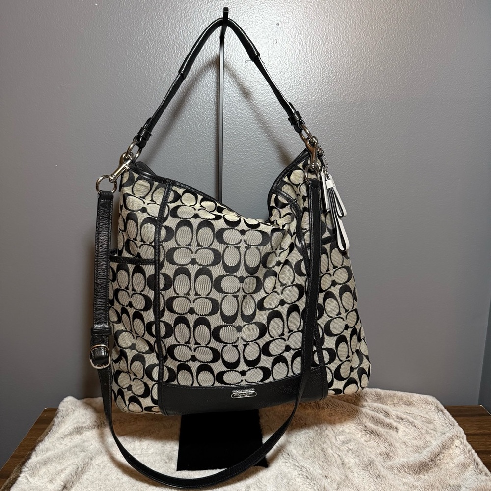 Vintage Y2K Era COACH PARK SIGNATURE Monogram HOBO Shoulder Crossbody Bag, Black